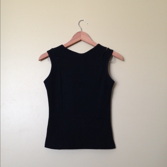 {energie} Black Sleeveless Top - Picture 2 of 5
